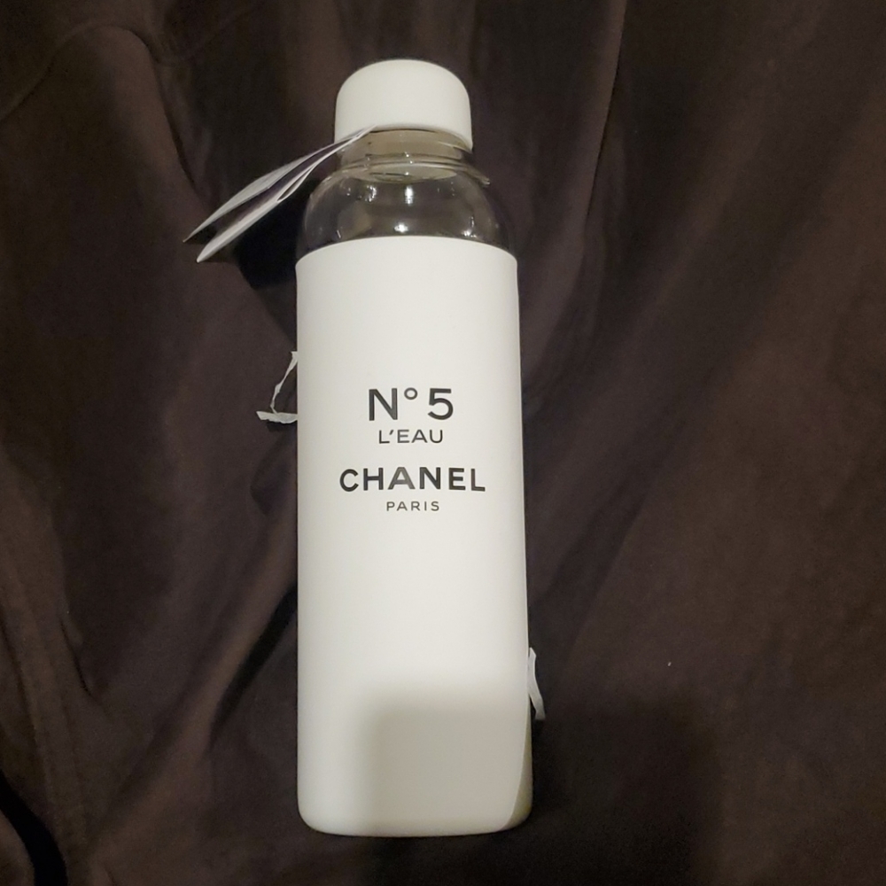 Chanel No. 5 reusable glass water bottle Limited